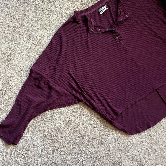 Urban Outfitters Maroon Waffle Knit Henley Long Sleeve Lounge Top Womens Medium - Picture 4 of 8